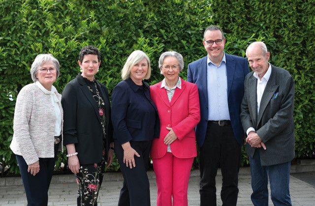 /_img/ueber_uns/Vorstand_2026_Ehrenvorsitzende.jpg
